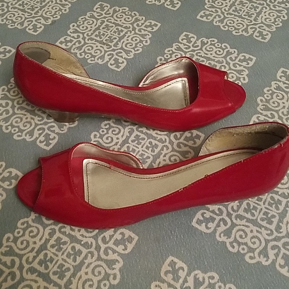 red peep toe shoes low heel